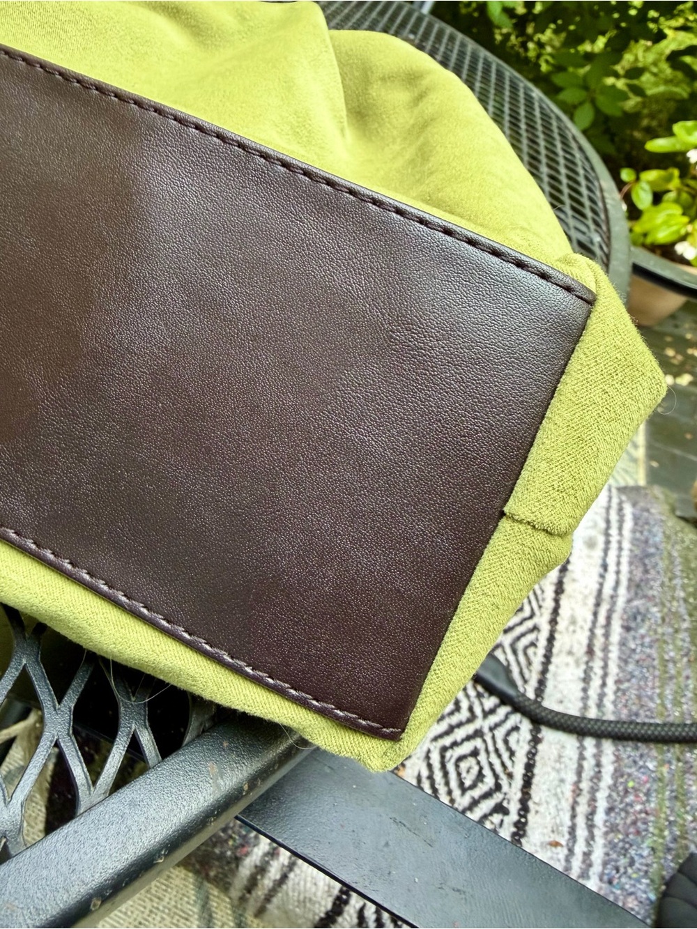 Fun Fashion! Green Shoulder Bag - Picture 3 of 5